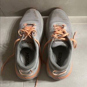 Hoka One One Light Gray Running Shoes with Peach Accents